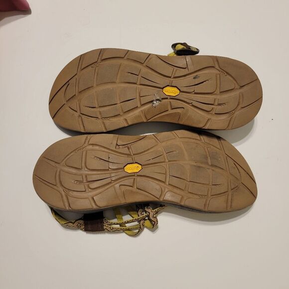 11 CHACO VIBRAM TAN BROWN ADJUSTABLE STRAP ACTIVE OUTDOOR SANDALS - Picture 4 of 10